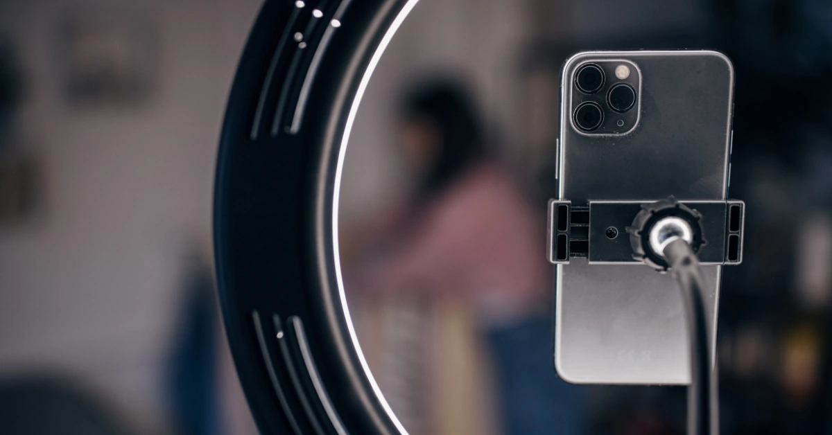 mastering ecommerce conversion rate optimisation filming on phone set up